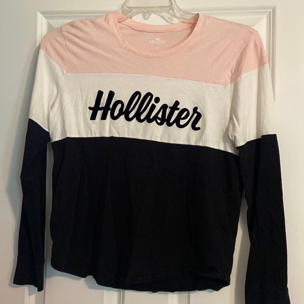 Hollister Long Sleeve T-Shirt